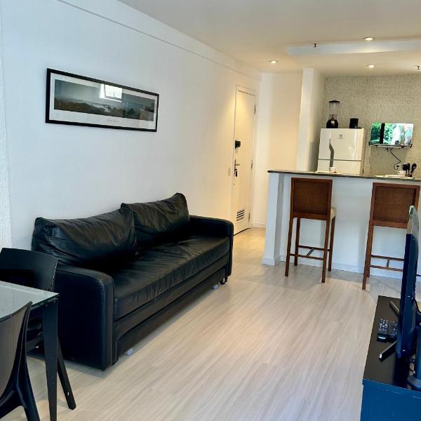 Flat em Copacabana com garagem e piscina - Foto 2