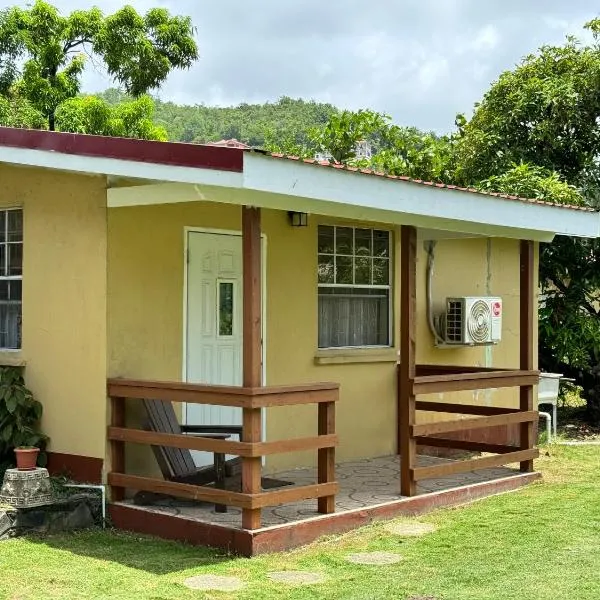 Bachelor by Orchard House, hotel v destinaci Gros Islet