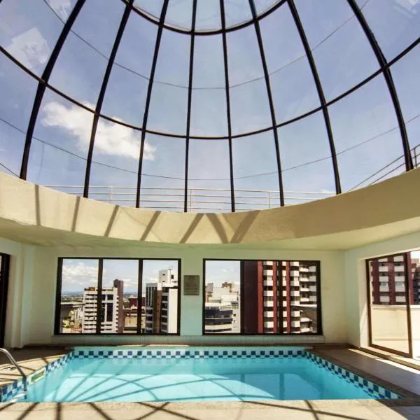 Radisson Hotel Curitiba, hotel v destinaci Curitiba