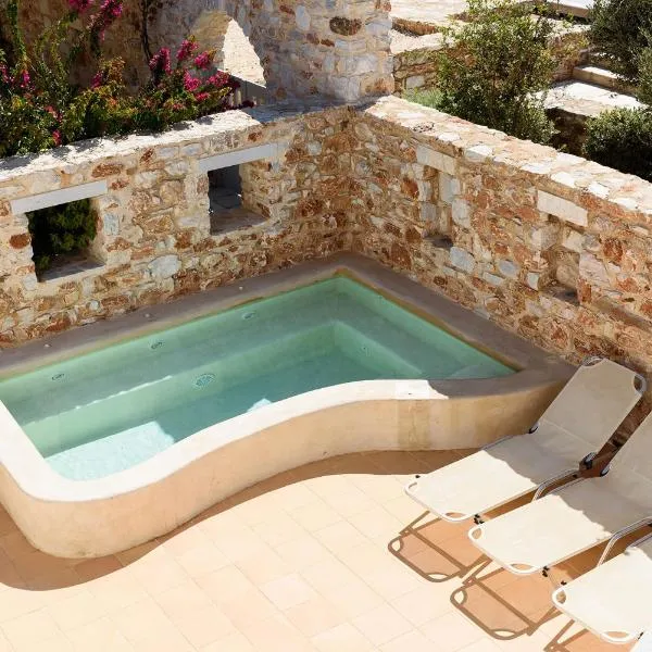 Seaside Home with Hot Tub, Vineyard, Shared Pool and View, hotel v destinácii Kampos Paros