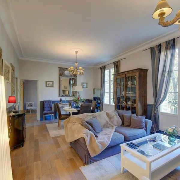 Appartement familial 2 chambres, 2 salles de bains, hotel v destinaci Tours