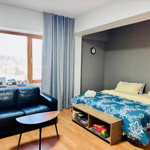 Chic studio at Maxmall North, Hotel in Ulaanbaatar