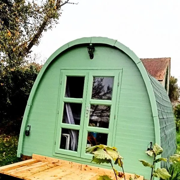 Cabane Les Pourettes, hotel em Feusines