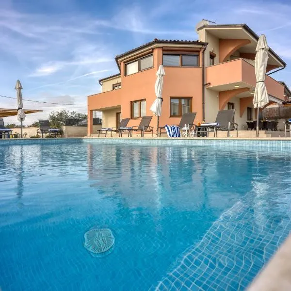 Villa Sara & Toni, hotel v destinácii Galižana