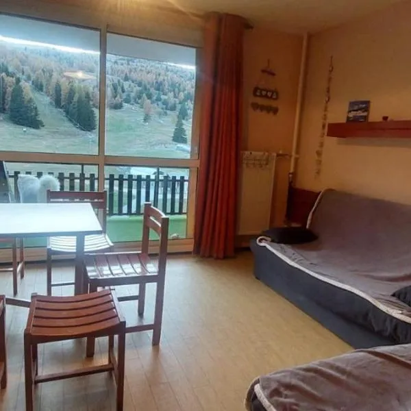 Superdevoluy Le bois d'aurouze, отель в городе Superdevoluy