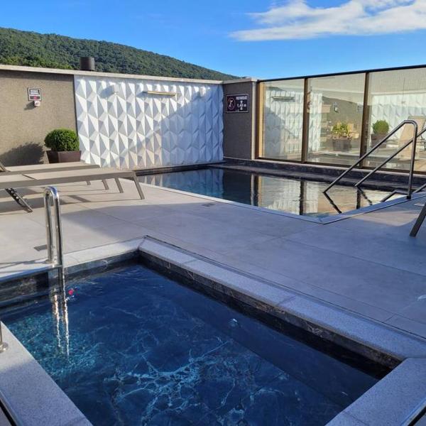 2 suítes novo, vista mar, alto padrão, piscina aquecida condominio - Foto 3