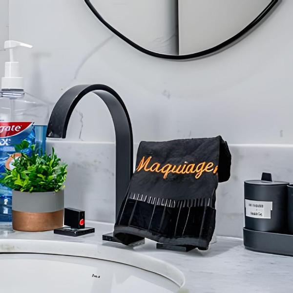 Flat Verano Stay Excelência em atendimento wifi fibra smart roku tv vaga veicular sob consulta e reserva vista e sol da manha - Foto 3