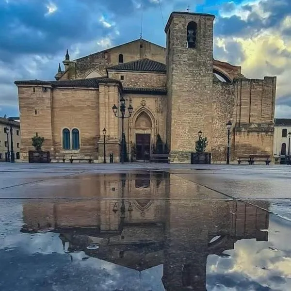Casa Parador De Santa María, ξενοδοχείο σε Βιγιαρρομπλέδο