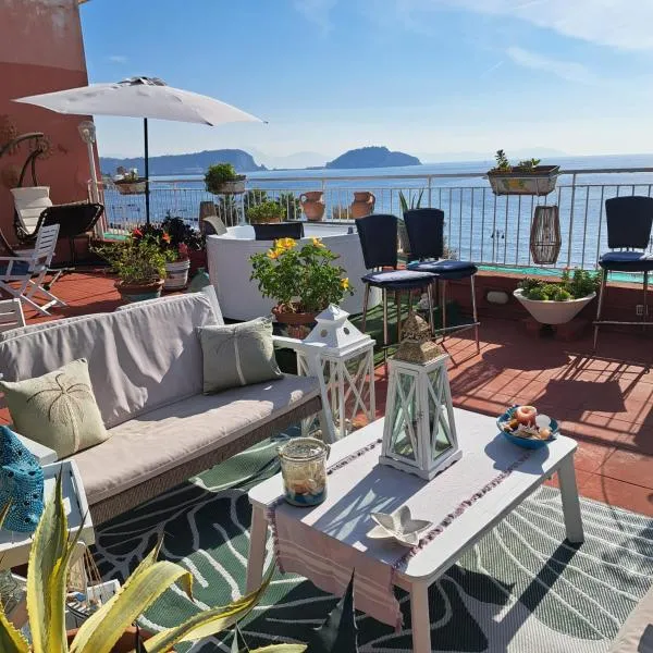 Terrazza Miracapri, hotel em Pozzuoli