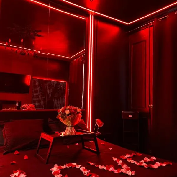 Love Room, L'interdit, khách sạn ở Rouen