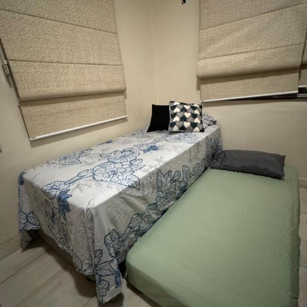 Apto confortável e completo em Copacabana- 2 quartos com split e wifi - Foto 2