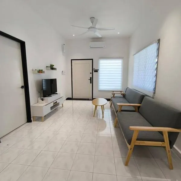 Little House Batu Pahat Homestay, hotel v destinaci Batu Pahat