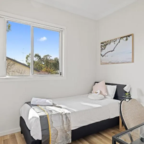 Single Room - Quaint Spot in Marayong - Centrally Located - Shared Bathroom, hotel in Blacktown