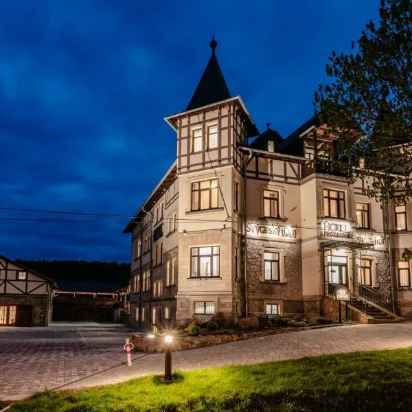 Hotel Švýcarský dům, hotel a Sněžnik