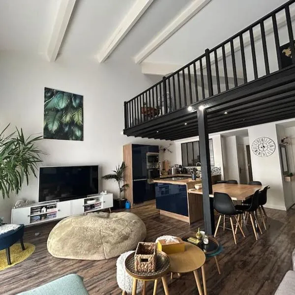 Magnifique Duplex à proximité Aix en Provence, hotel v destinácii Éguilles