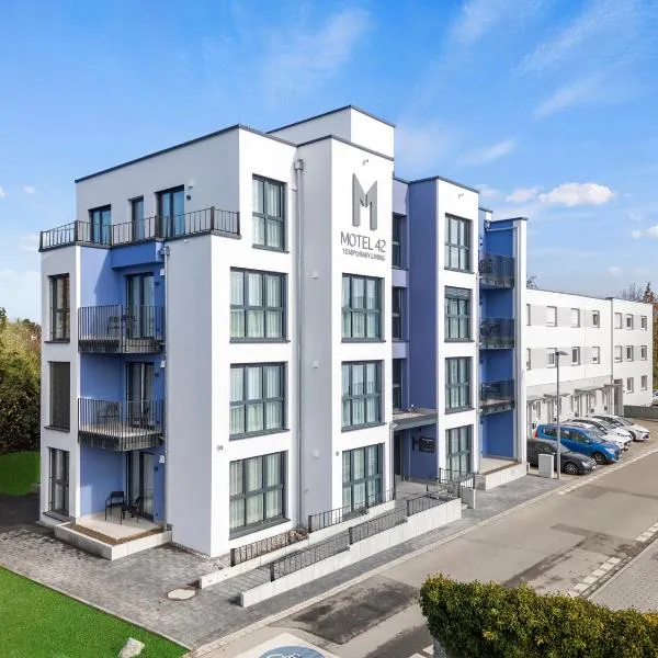 Motel42-Temporary Living, hotel v destinaci Friedrichshafen