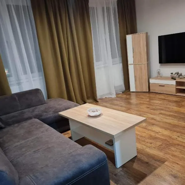 Apartmán centrum MI, hotel v destinaci Michalovce