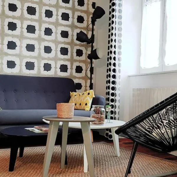 Le Saint-Nicolas, hotel v destinaci Josselin