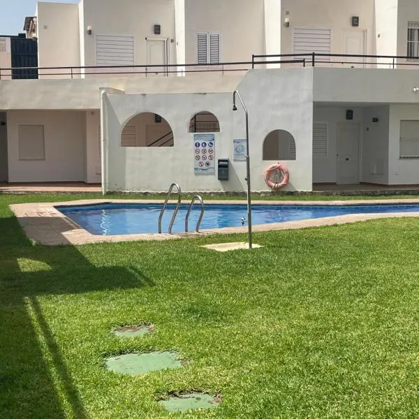 Casa Manila Primera línea de playa Mojácar, hotel in Mojácar