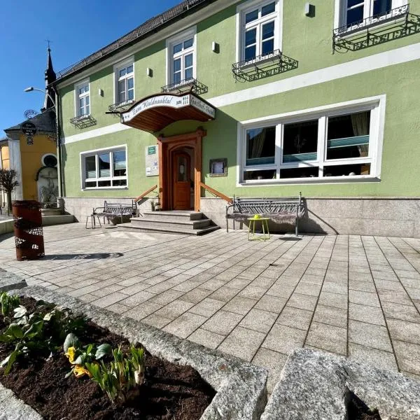 Zum Waldnaabtal, hotel v destinaci Windischeschenbach