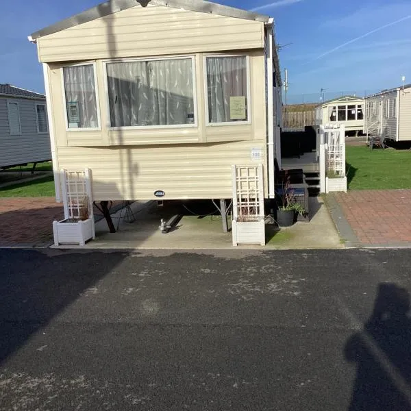 Towyn 155 Golden Gate Rentals, hotel in Kinmel Bay