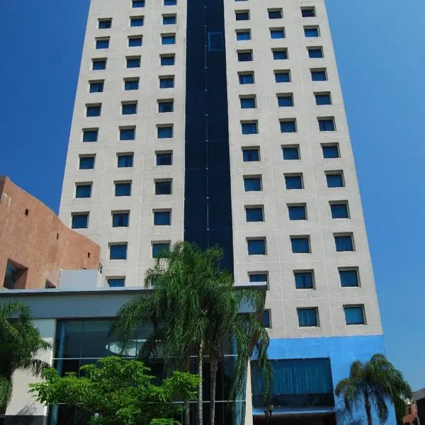 Intercity Tower Hotels、サン・ペドロ・スーラのホテル