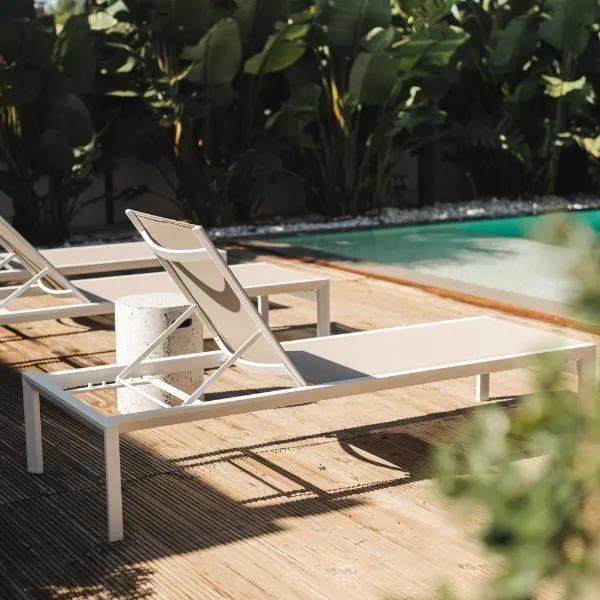 Casa Cuatro Boutique Hotel - Adults Recommended, hotel v destinaci Novo Sancti Petri
