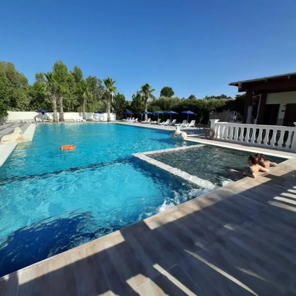 Residence Parco del Sole, hotel v destinaci Rodi Garganico