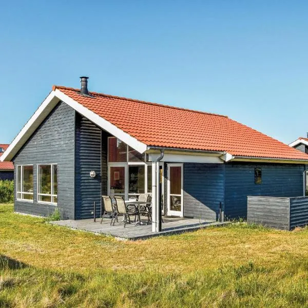 Three-Bedroom Holiday Home In Ulfborg, hotel v destinaci Fjand Gårde