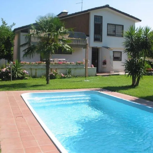 FLOWER-House – hotel w Anzio