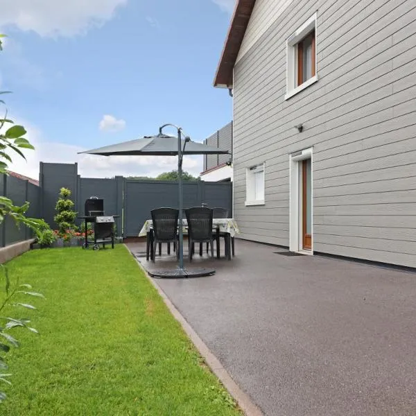 Gite avec terrasse proche Gérardmer tout inclus, hotel v destinaci Aumontzey