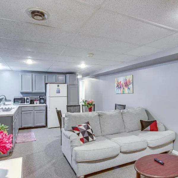 Shawnee Vacation Rental about 11 Mi to Kansas City!, ξενοδοχείο σε Shawnee
