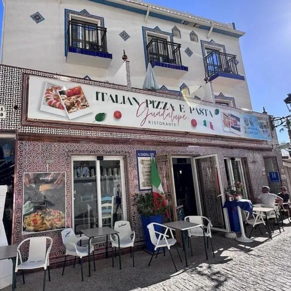 Guadalupe Cozy Inns, hotel in Torremolinos