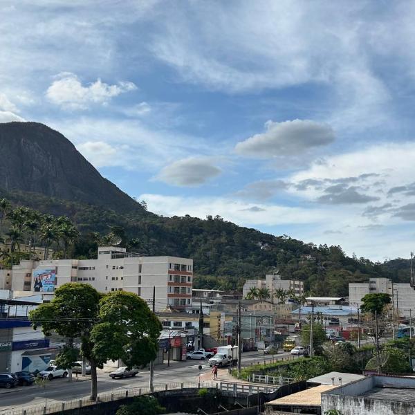 Apartamento no Centro da Cidade vista pra montanha