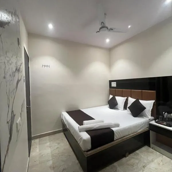 Hotel Powai Palace
