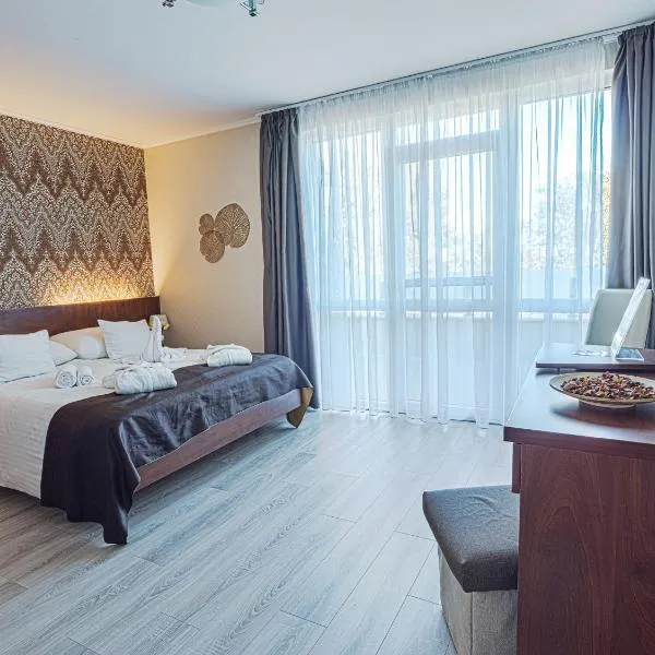 Holiday Beach Budapest Hotel、ブダペストのホテル