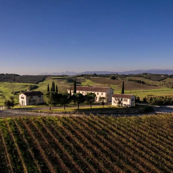 Colle Alberti Country House, hotel in Cerreto Guidi