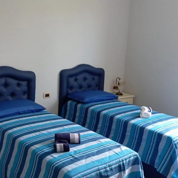 Antiche Torri Guest House, hotel v destinácii Castel Volturno