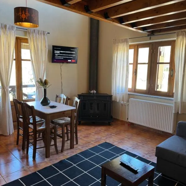 Frigias 2, hotel in Arachova