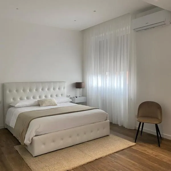 La Maison Foggia, hotel v destinaci Foggia