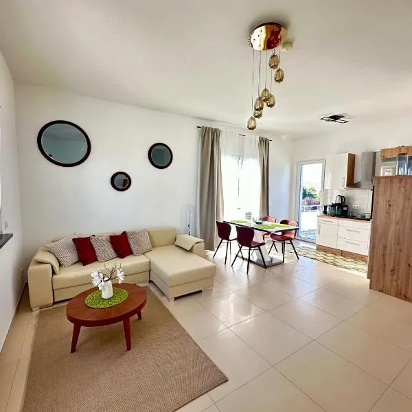 Privatwohnung Rüsselsheim nähe Hyundai Airport Messe etc, hotel v destinaci Königstädten