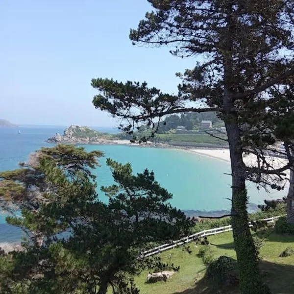 Evasion aux Caraïbes Bretonnes - Votre havre de paix à Perros Guirec, hôtel à Perros-Guirec