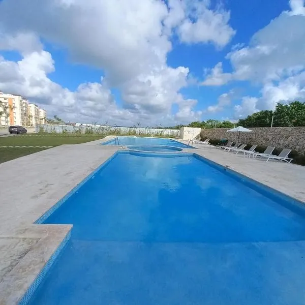Pool View Penthouse Punta Cana โรงแรมในปุนตากานา