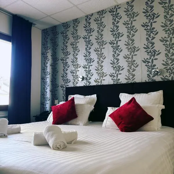 Hotel Le Divona "au coeur de Divonne" – hotel w mieście Divonne-les-Bains