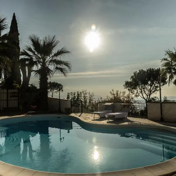Villa Robi, hotel v destinácii Sarno