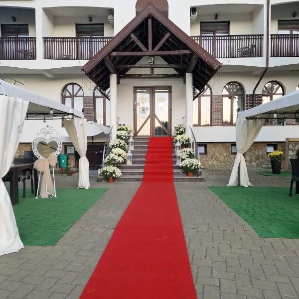 Pension Elegance, hotel v destinaci Hura-Humora