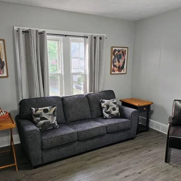 Spacious in the heart of it all, hôtel à Cleveland