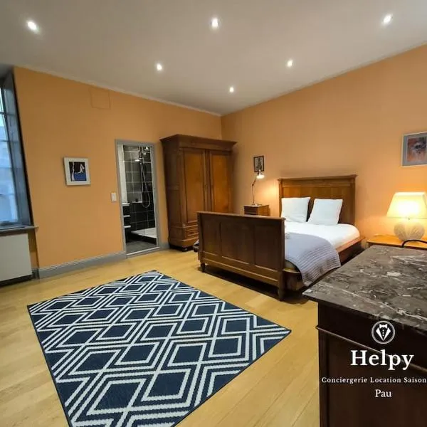 Spacieux-6 pers-bien équipé-quartier du château, hotel in Pau