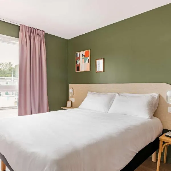 greet Hôtel Prévessin Genève Aéroport – hotel w mieście Prévessin