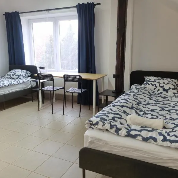 Pokoje przy szpitalu - Lwowska, hotel v destinaci Řešov